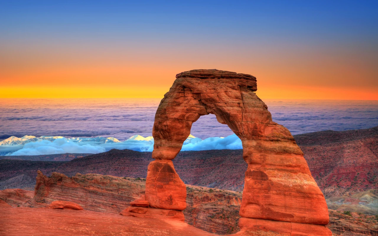 Stunning red rock formations in Arches National Park, Utah
