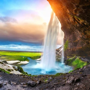 Walk Behind Seljalandsfoss Waterfall: A Unique Icelandic Experience