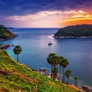 Visit Palawan: An Island of Pristine Beaches in the Philippines