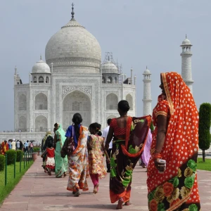 Stunning view of the iconic Taj Mahal at sunset in Agra, India