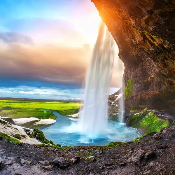 Walk Behind Seljalandsfoss Waterfall: A Unique Icelandic Experience