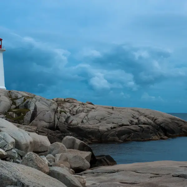 peggys-cove-lighthouse-nova-scotia